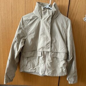 Lululemon jacket. Hood included. Pockets. Like new, stylish, comfortable